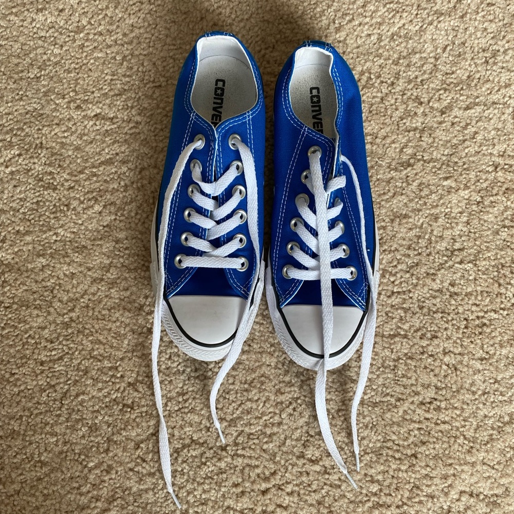 worn twice, size 6.5 blue converse